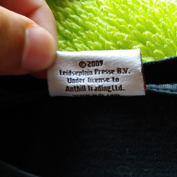 T-shirt - Picture 2 of 2